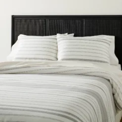 Alternating Pinstripe Duvet & Sham Set Gray/Cream - Hearth & Hand™ With Magnolia -Home Decoration GUEST 99ea9eaa a4ca 48b7 8e04 56feb59ec9f6 1