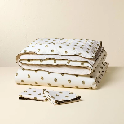 Clip Dobby Comforter Green - Hearth & Hand™ With Magnolia 2 Clip Dobby Comforter Green - Hearth & Hand™ With Magnolia - Image 2