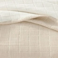 Textured Grid Coverlet Beige - Hearth & Hand™ With Magnolia -Home Decoration GUEST edd1f9cd b0b5 4020 bcc3 e11bcddfaa63
